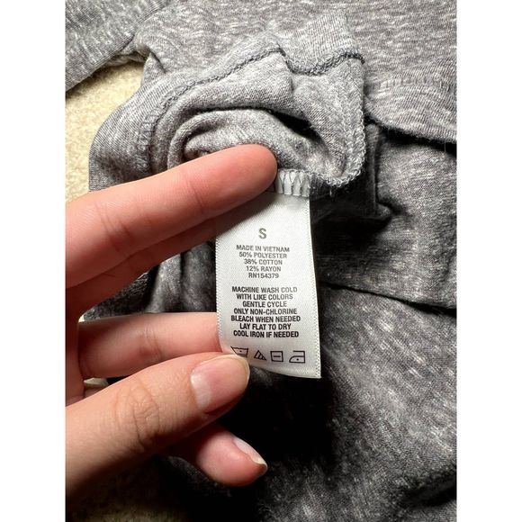 NWT Aeropostale 80's Boxy Cropped Tee | Grey | Small - Picture 4 of 4